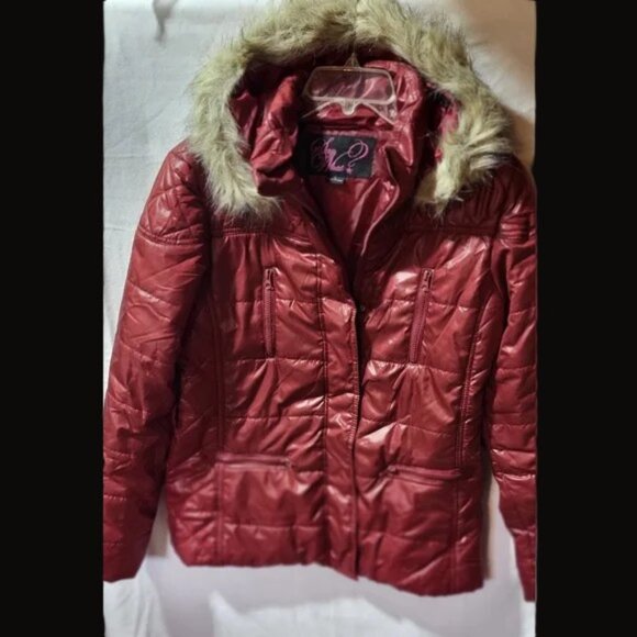 Say what? Wine quilted jacket with fur hat size Large - Picture 1 of 5